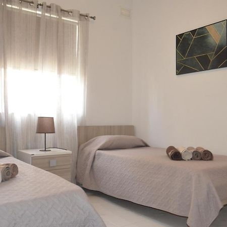 Lorenza Letting Apartment Marsaxlokk Buitenkant foto