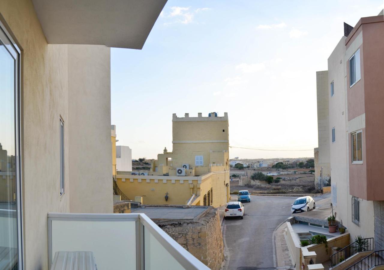 Lorenza Letting Apartment Marsaxlokk Buitenkant foto